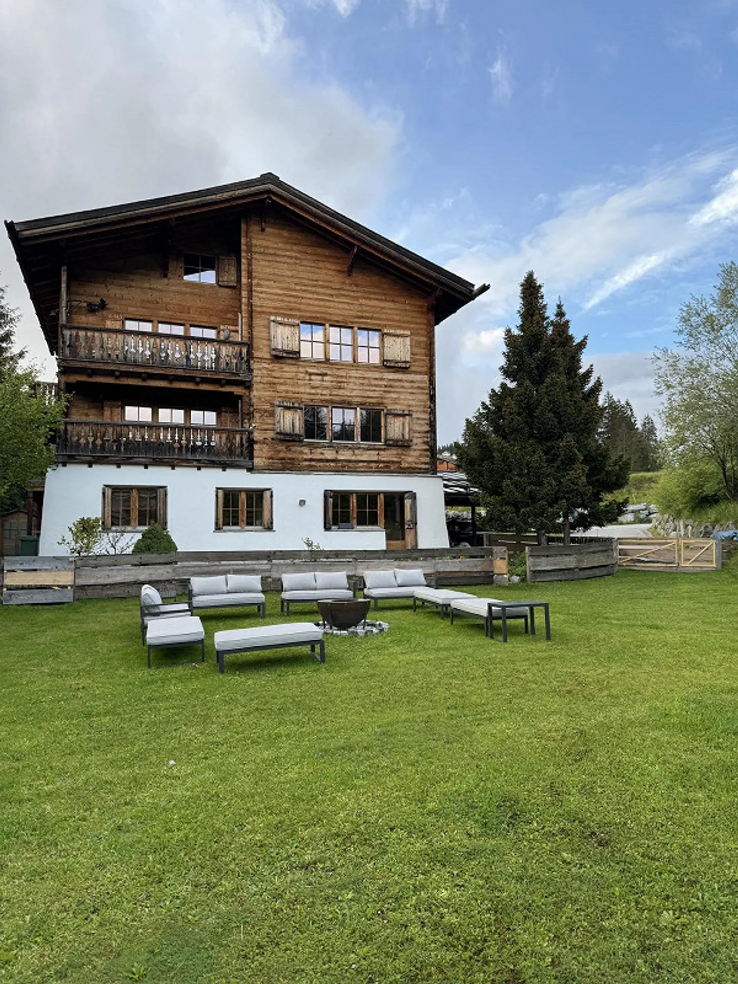 Appartamento al piano terra arredato a Laax, stagione estiva e autunnale (giugno-ottobre) - Foto 1 di 15