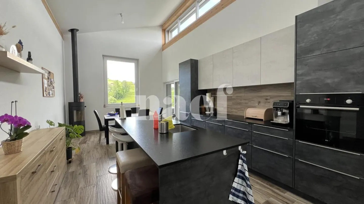 Wunderschöne 4,5-Zimmer-Wohnung im 1. Stock! - Foto 1 von 8