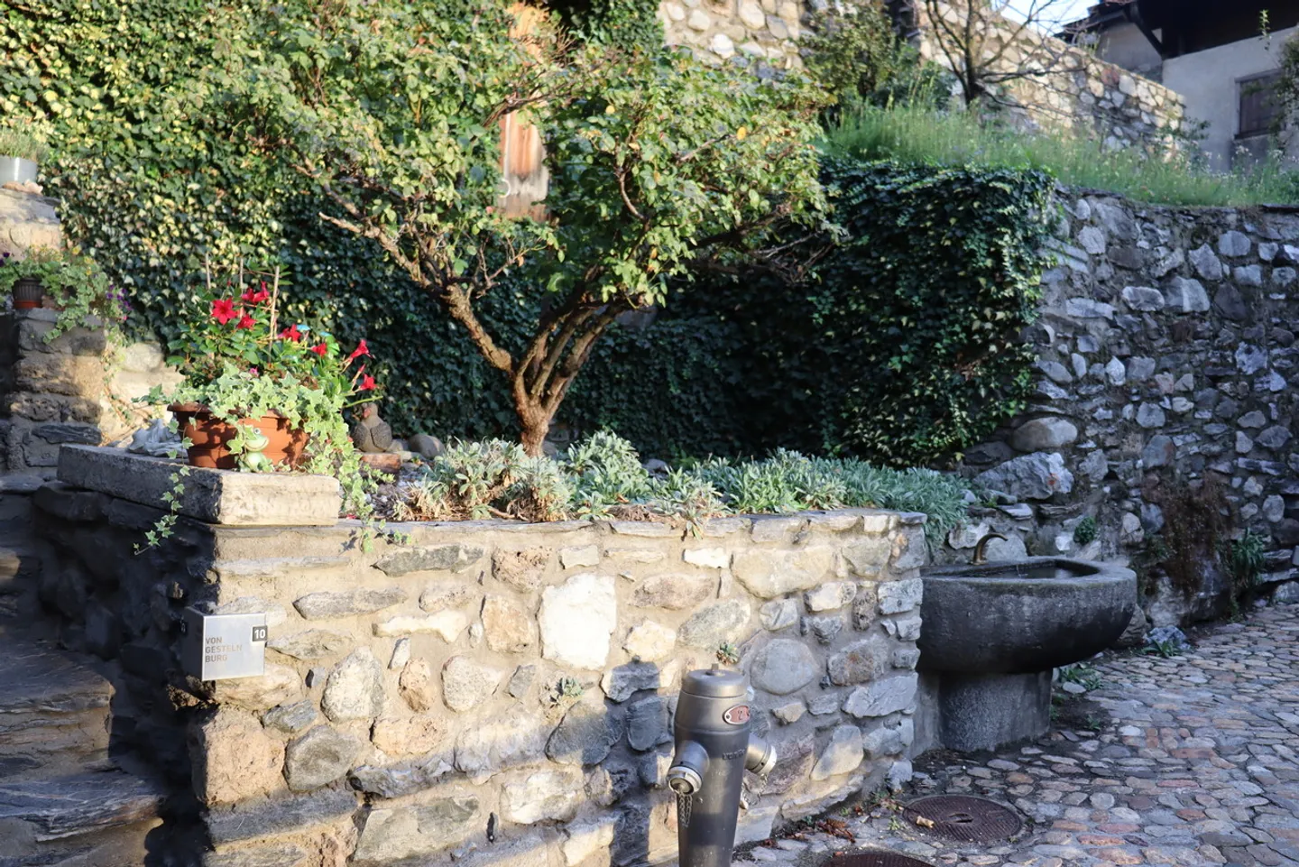 Casa Incantevole in una Posizione Storica Unica! - Foto 21 di 33