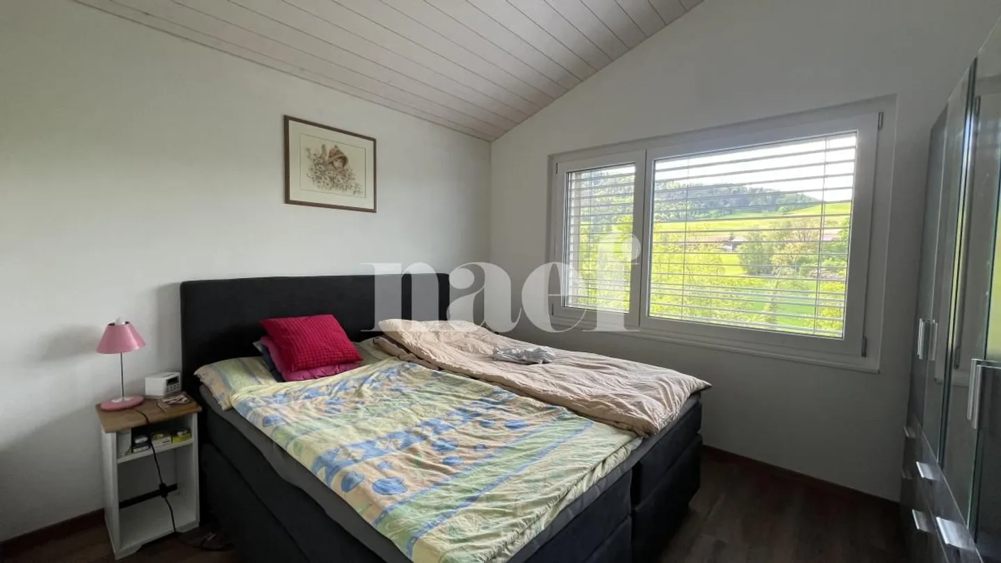 Wunderschöne 4,5-Zimmer-Wohnung im 1. Stock! - Foto 5 von 8