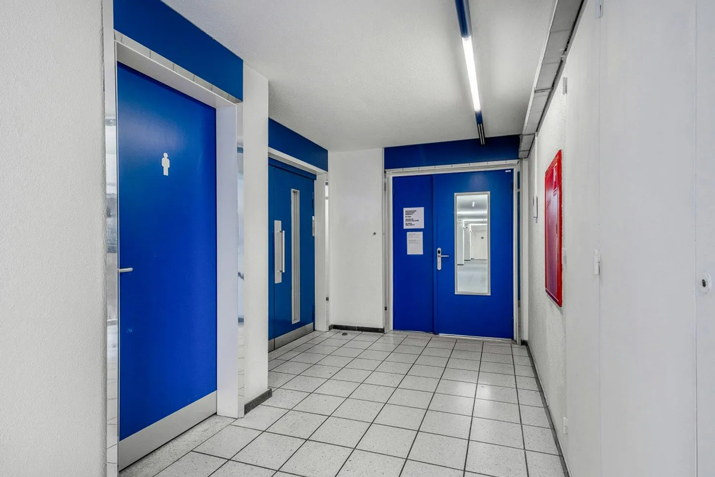 Attraktive Bürofläche im 2.OG mit guter Erreichbarkeit - Foto 5 von 7