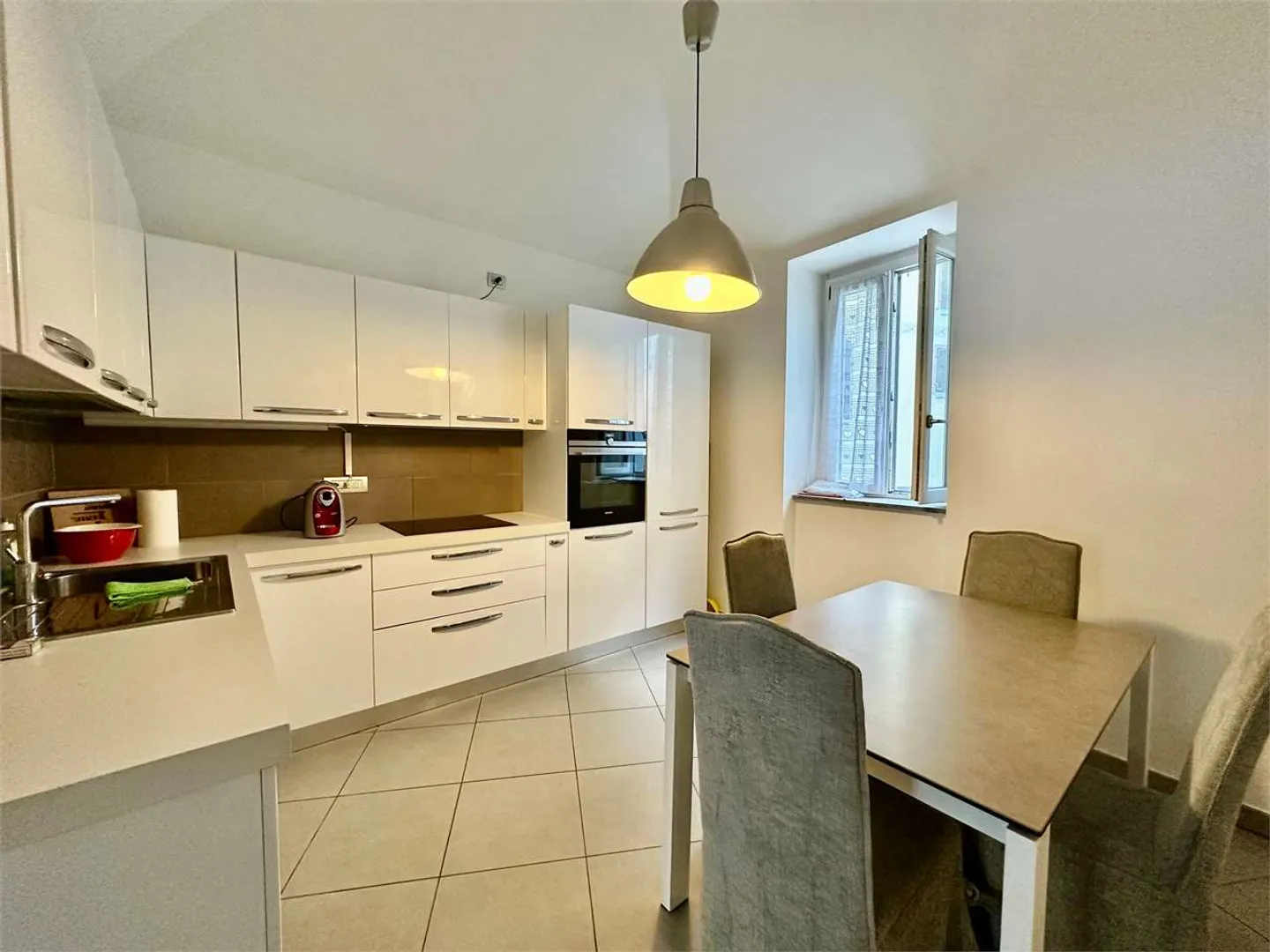 Appartement Duplex Complètement Rénové - Cœur de Capolago - Photo 3 sur 8