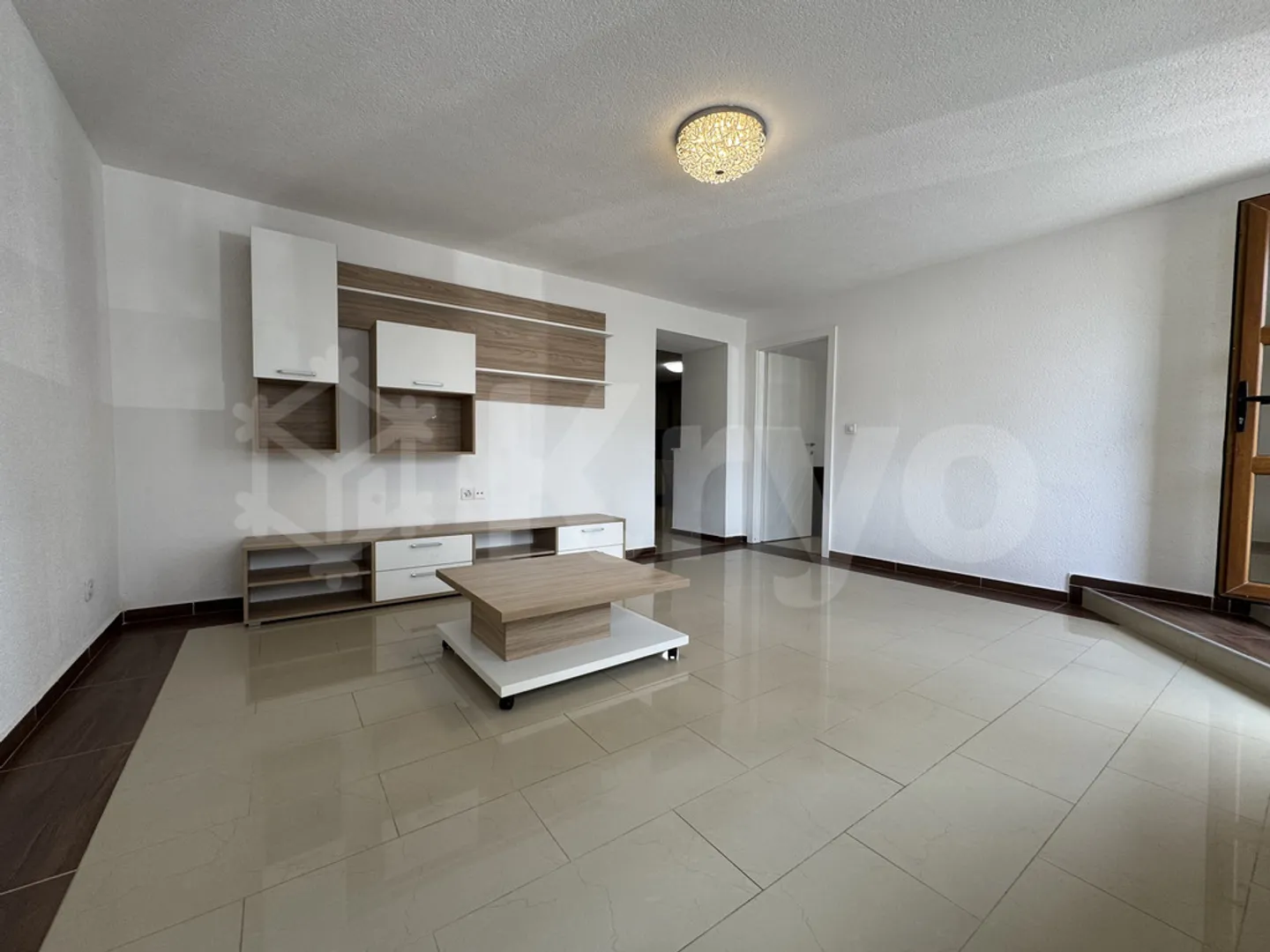 Bel appartamento di 3,5 locali - zona tranquilla - Foto 2 di 11
