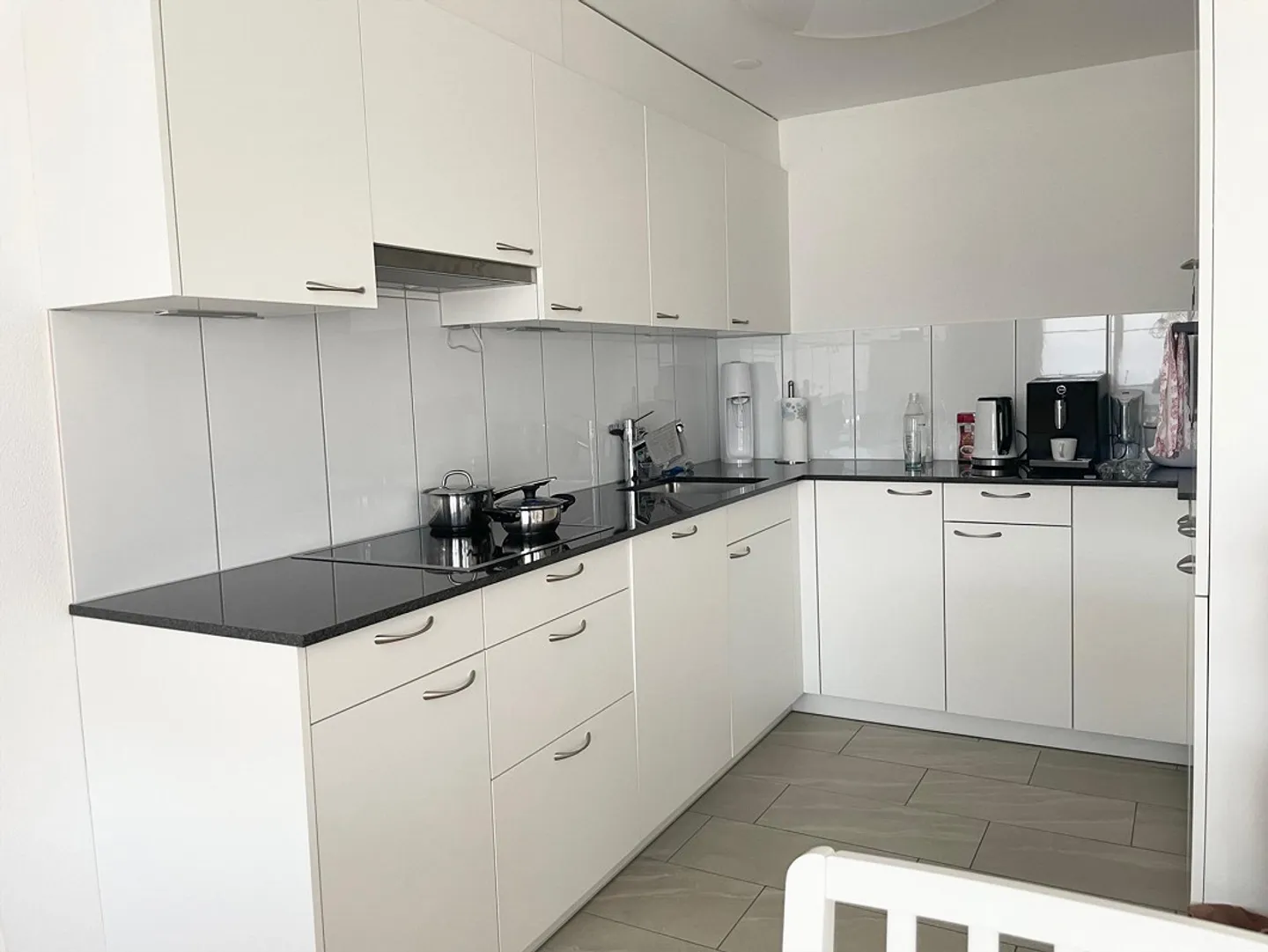 Bellissimo appartamento di 2,5 stanze in affitto - Foto 1 di 11