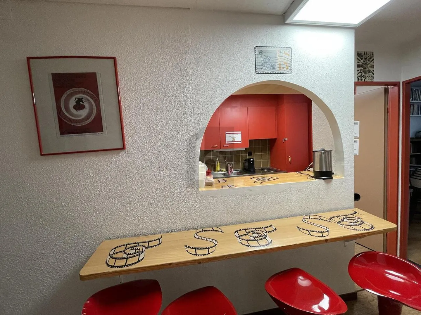 ESPACE EDUCATIF ET CONVIVIAL - Photo 3 sur 4