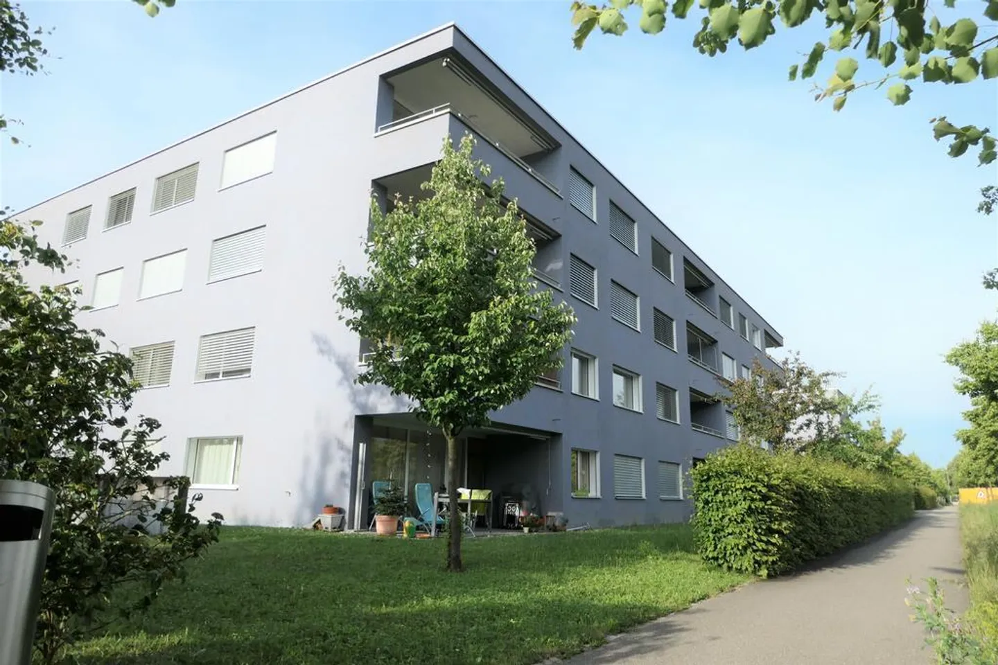 FAMILIENFREUNDLICHE WOHNUNG AN RUHIGER LAGE - Foto 1 von 12