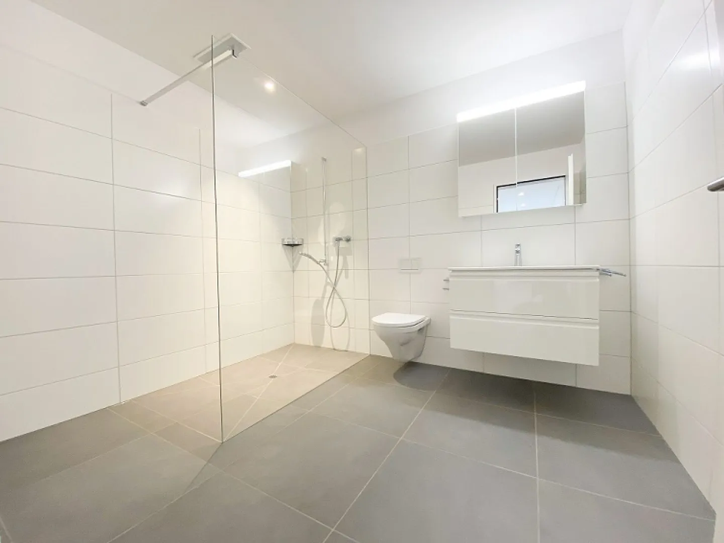 Votre nouveau chez-vous : lumineux et spacieux - Photo 5 sur 8