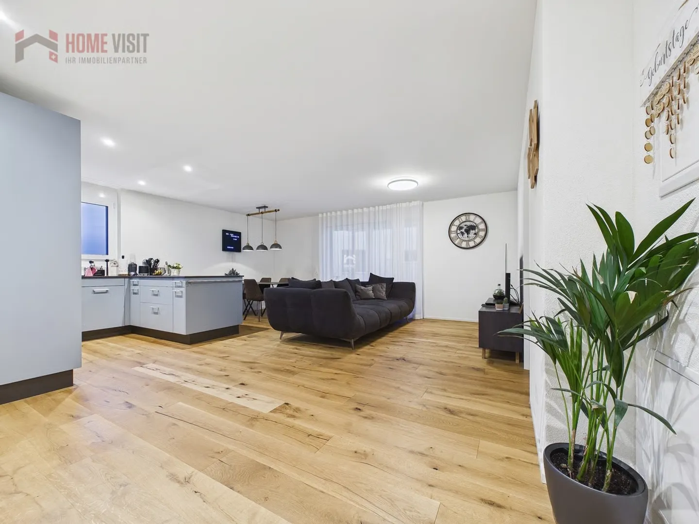 Exclusive 3.5-room garden apartment with heated hobby room - Photo 3 of 13