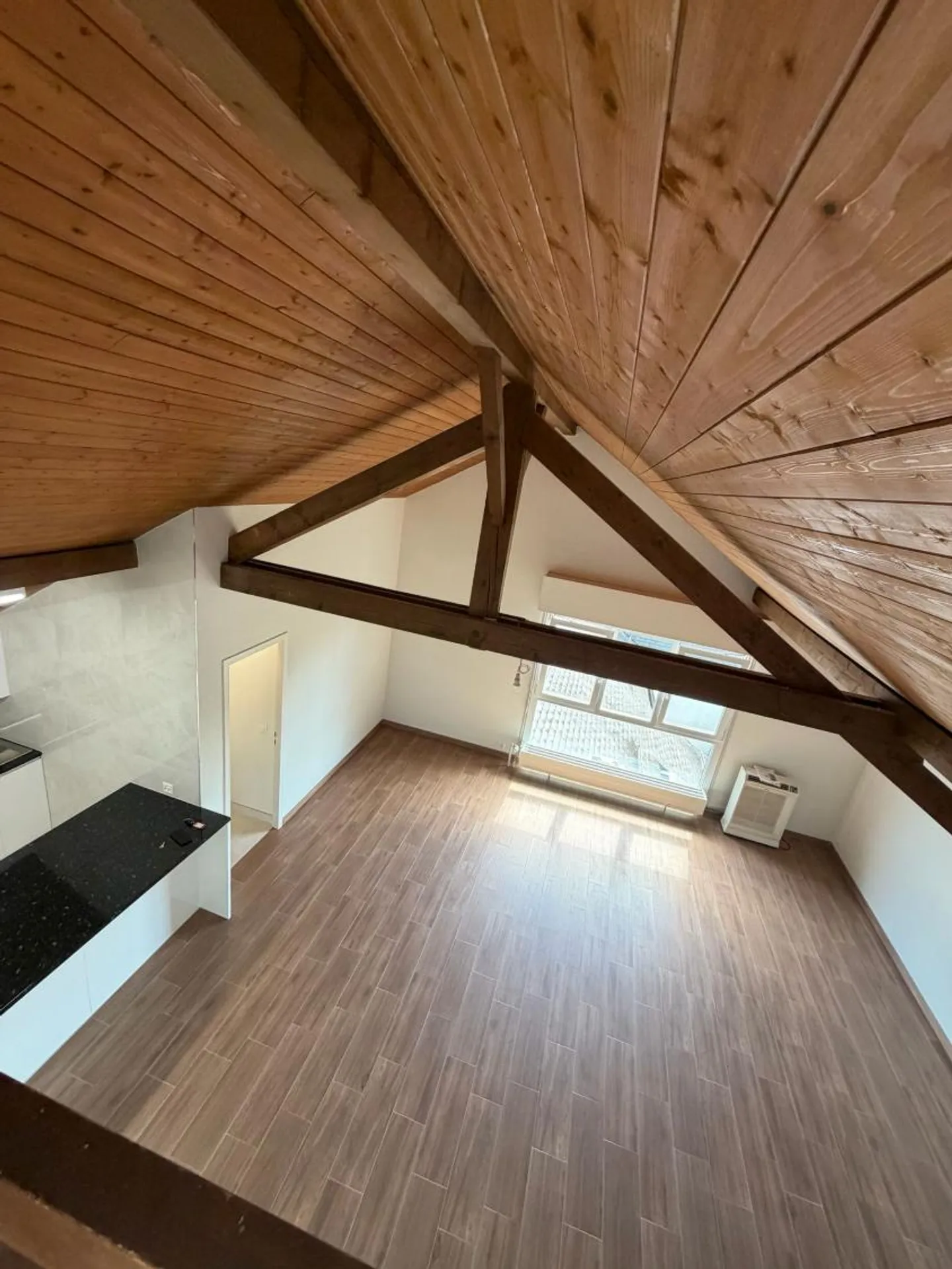 2.5 Room Apartment - Photo 1 of 10