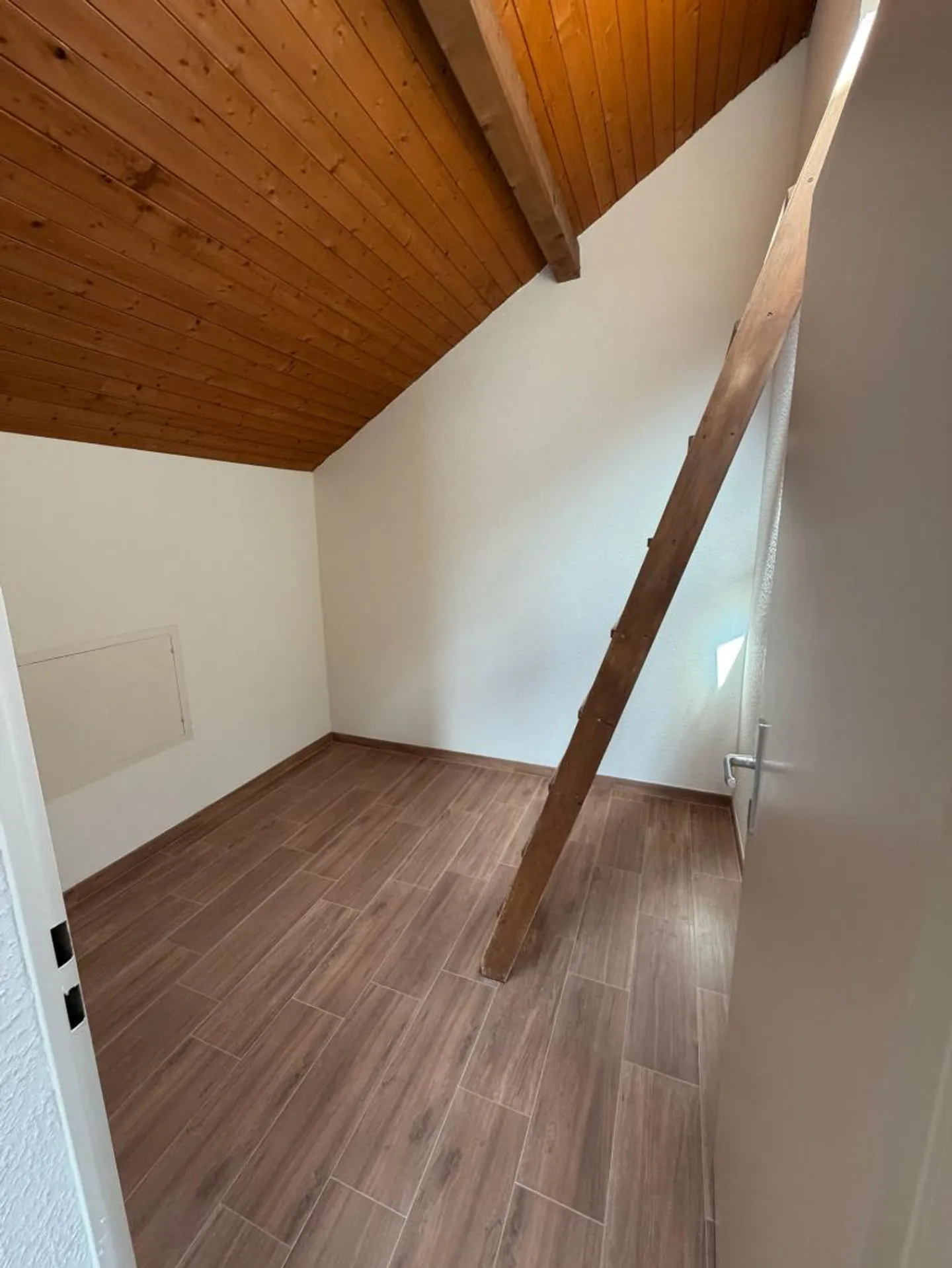 2.5 Room Apartment - Photo 5 of 10