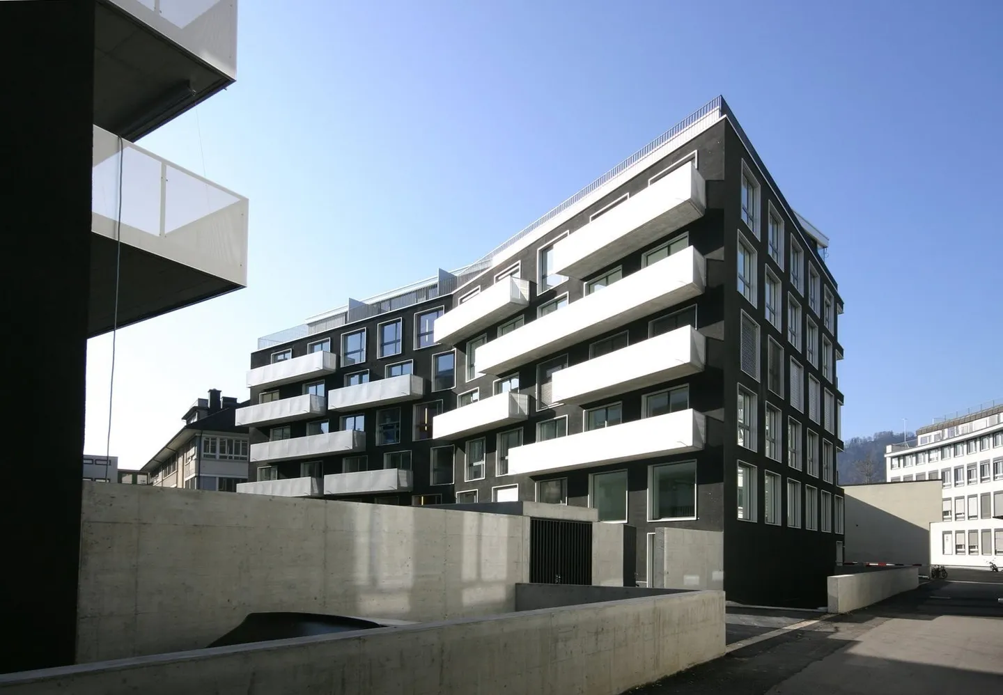 E-stationnement avec station de recharge - Photo 1 sur 1