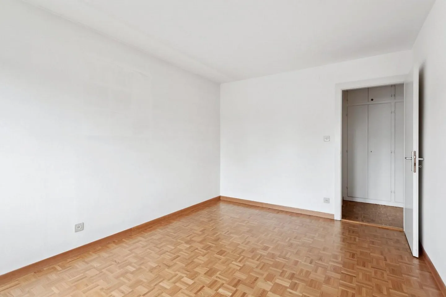 Appartamento incantevole con balcone a Romanel-sur-Lausanne - Foto 2 di 12