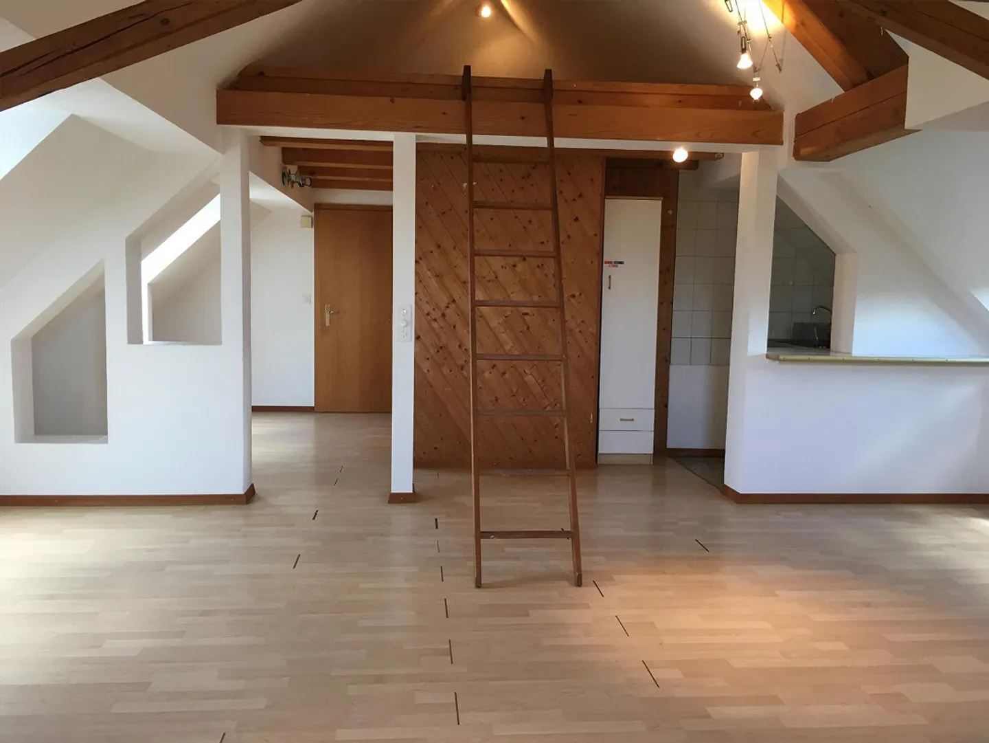 1,5 pièce - Bottighofen - Avantage fiscal - Près du lac - Photo 6 sur 8