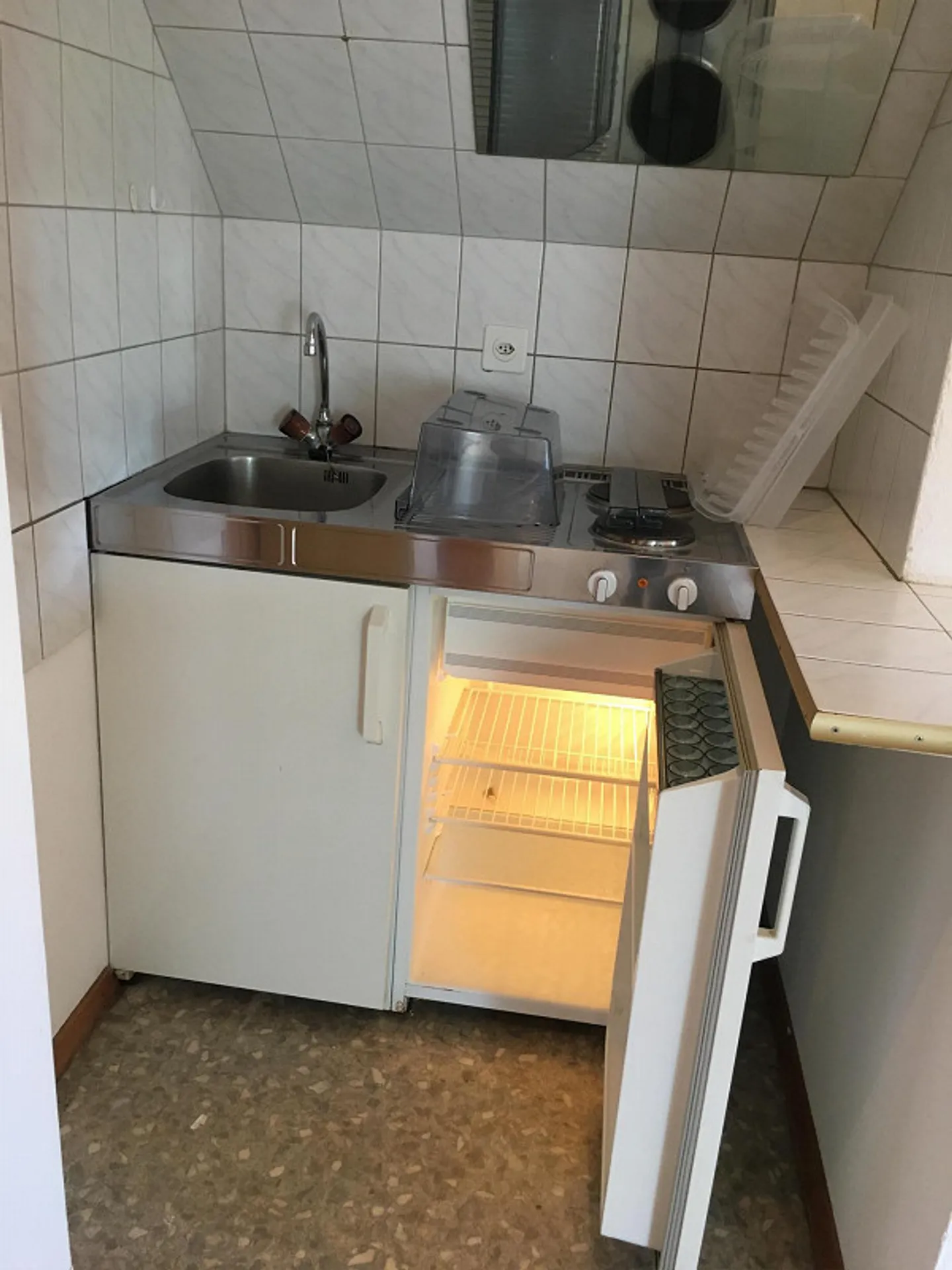 1,5 pièce - Bottighofen - Avantage fiscal - Près du lac - Photo 8 sur 8