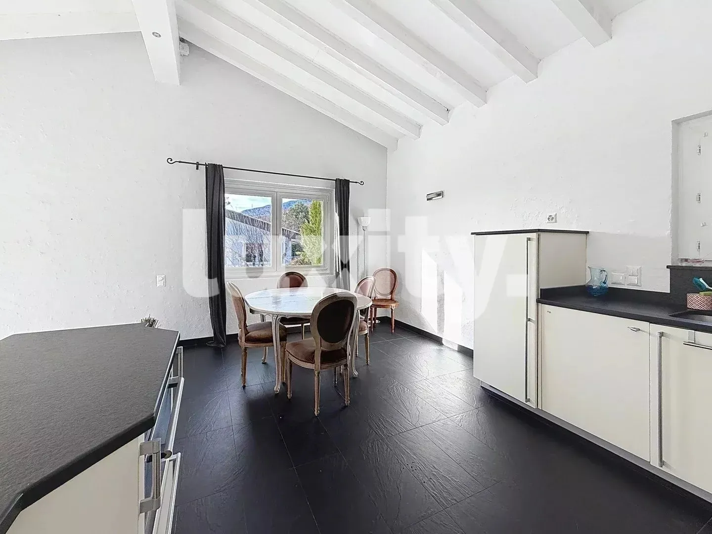 Extraordinary furnished property ? Panoramic view of Lake Geneva ? Genolier short-term rental - Photo 5 of 8