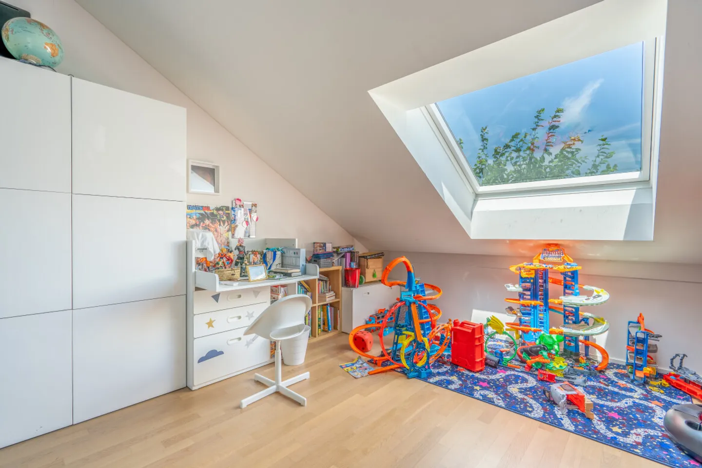 Zwischen Stadt und Natur, ein außergewöhnliches Familien-Tripleks in Mont-sur-Lausanne - Foto 10 von 11