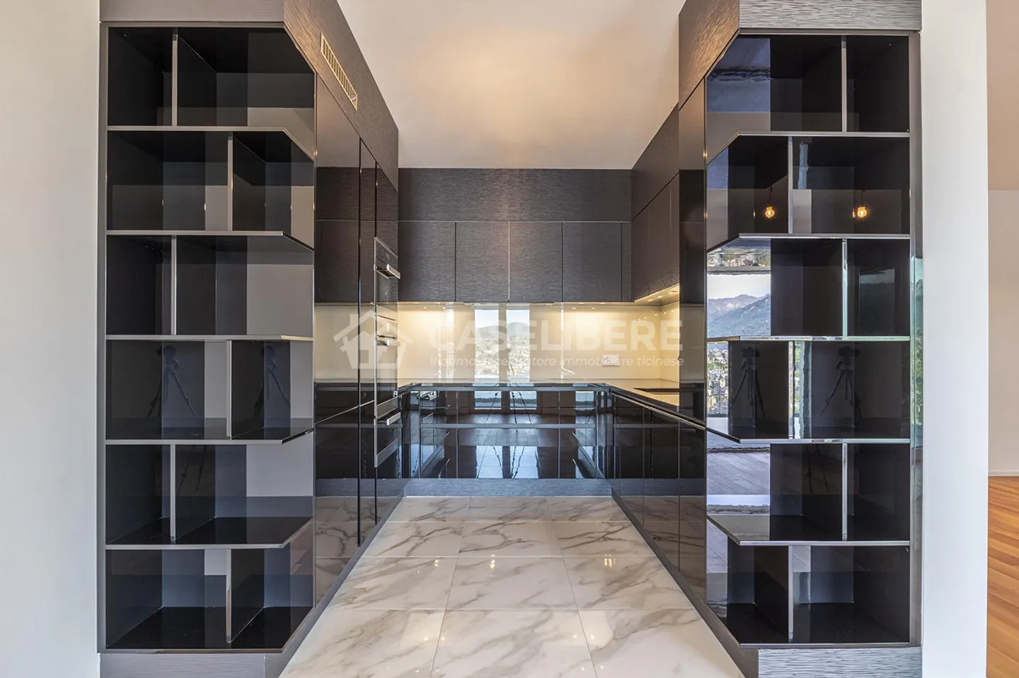 WONDERFUL 4.5 WITH EXCEPTIONAL VIEW IN LUGANO - PARADISO - Photo 11 of 29