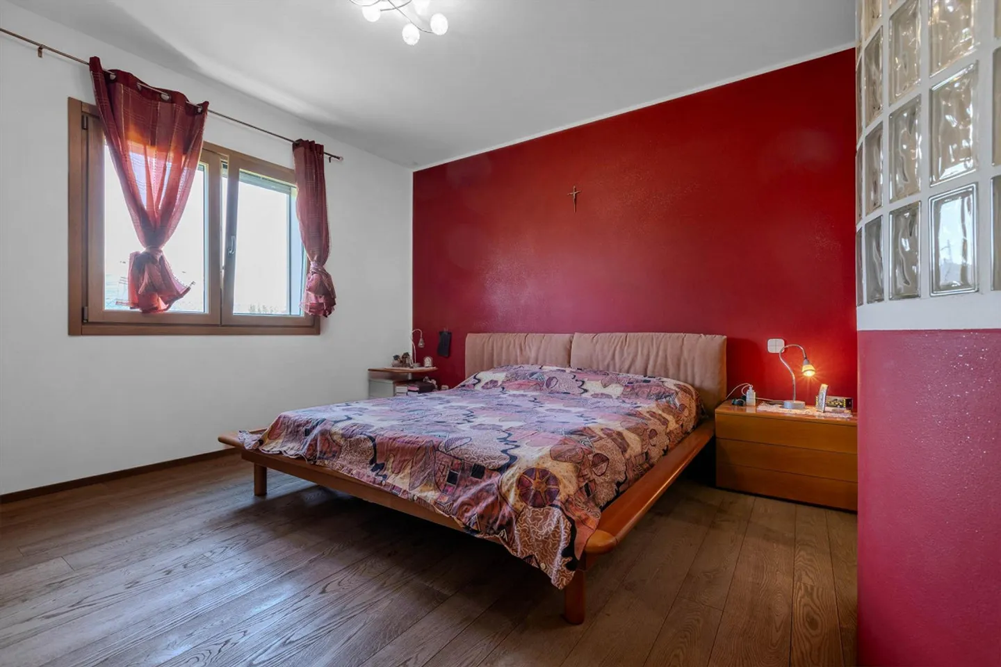 WONDERFUL VILLA 6.5 ON ONE FLOOR WITH GARDEN IN STABIO - Photo 6 of 9