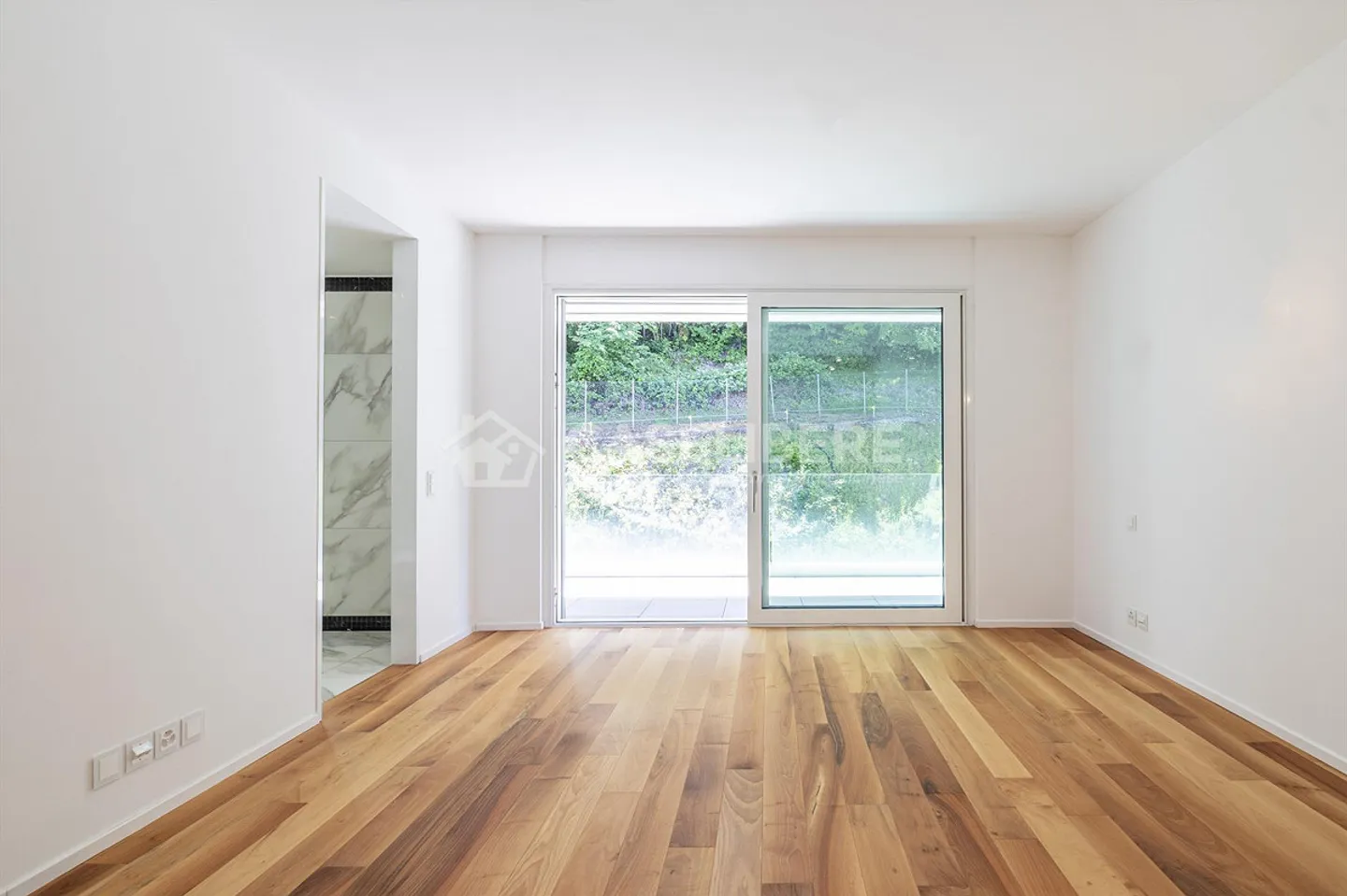 WONDERFUL 4.5 WITH EXCEPTIONAL VIEW IN LUGANO - PARADISO - Photo 23 of 29