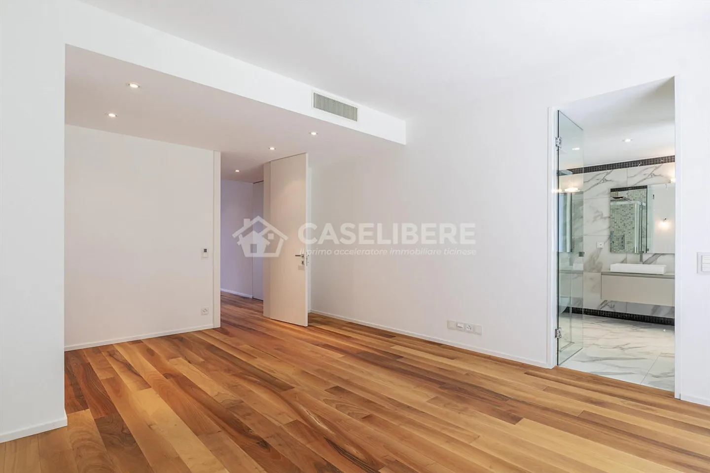 WONDERFUL 4.5 WITH EXCEPTIONAL VIEW IN LUGANO - PARADISO - Photo 24 of 29
