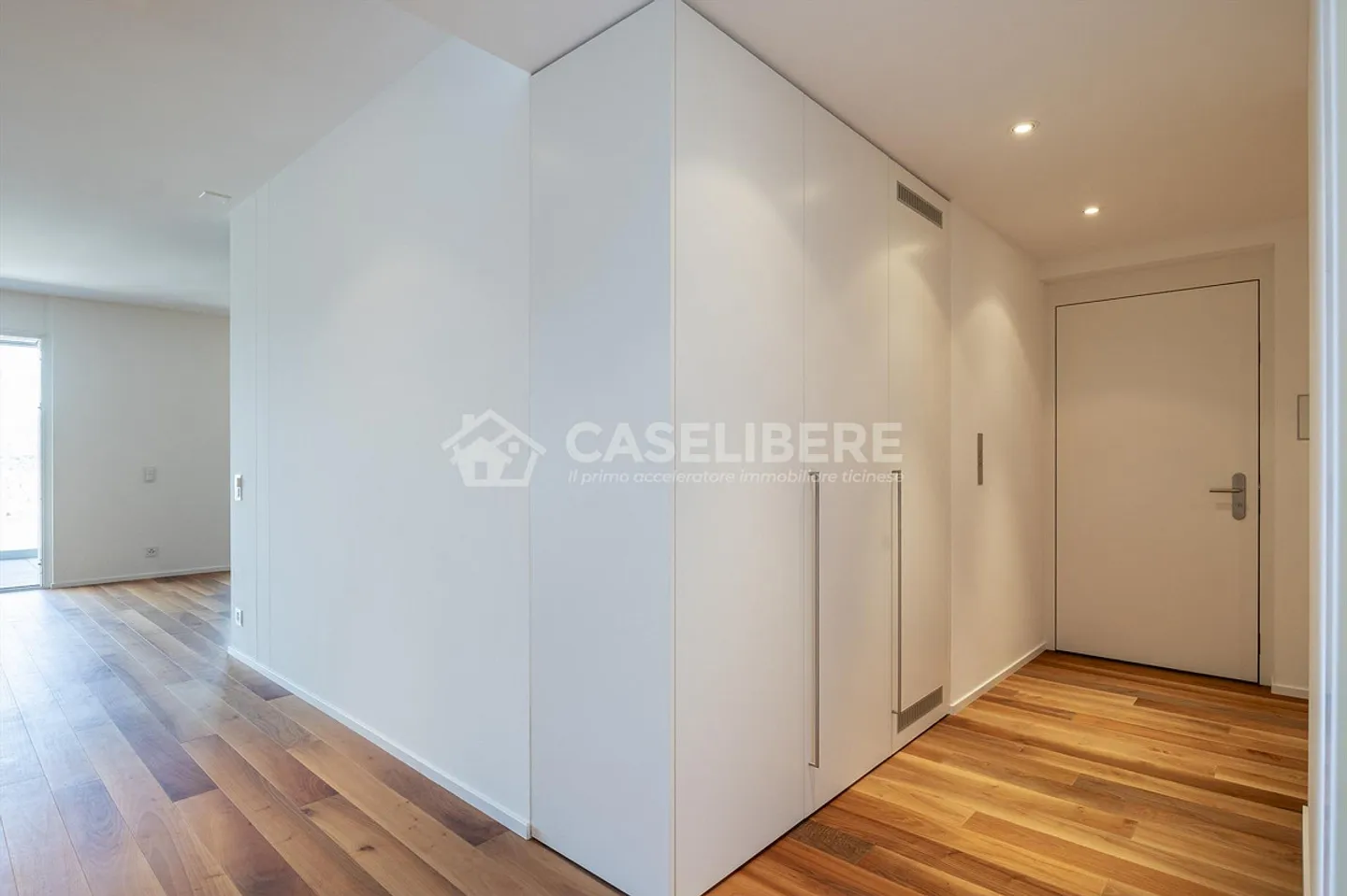WONDERFUL 4.5 WITH EXCEPTIONAL VIEW IN LUGANO - PARADISO - Photo 27 of 29