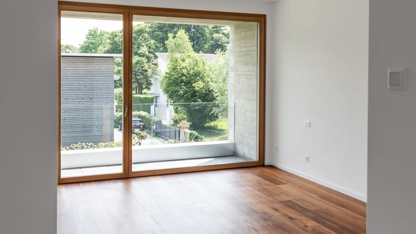 PROPRIETÀ IN AFFITTO ESCLUSIVA CON GIARDINO E PISCINA | EXKLUSIVES MIE - Foto 4 di 4