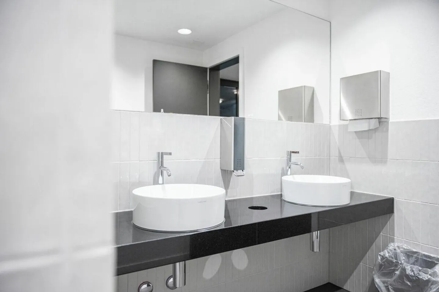 Partial area or rather alone? Office / commercial space directly at "Pu... - Photo 9 of 14