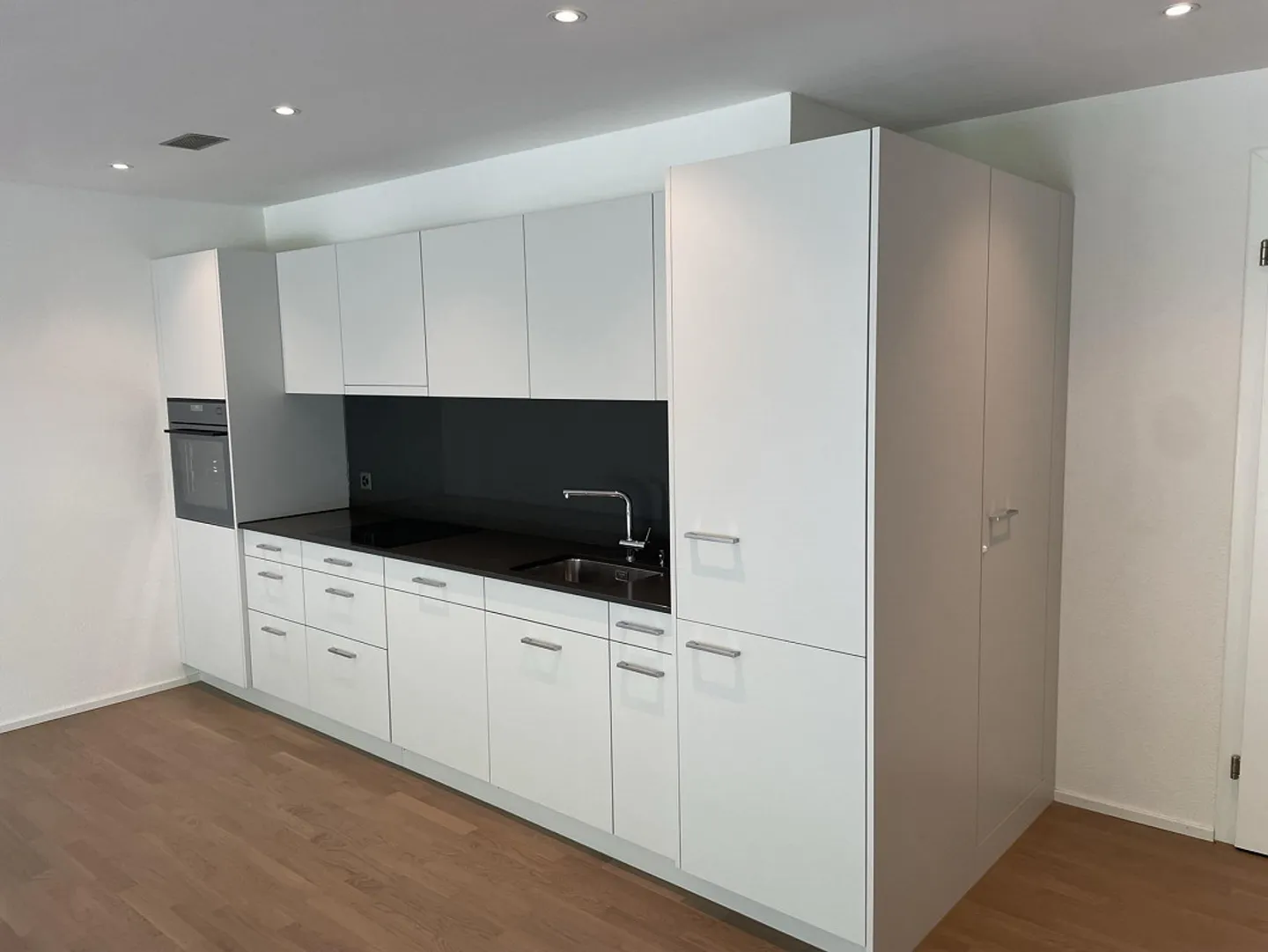 Appartement 2.5 pièces ensoleillé avec terrasse de 42 m² - Photo 6 sur 17