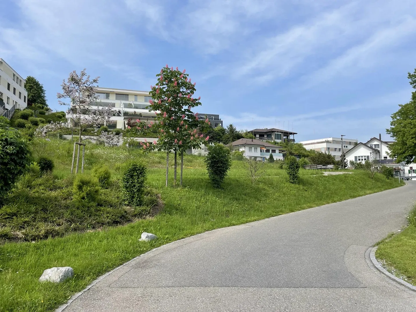 Appartement 2.5 pièces ensoleillé avec terrasse de 42 m² - Photo 13 sur 17