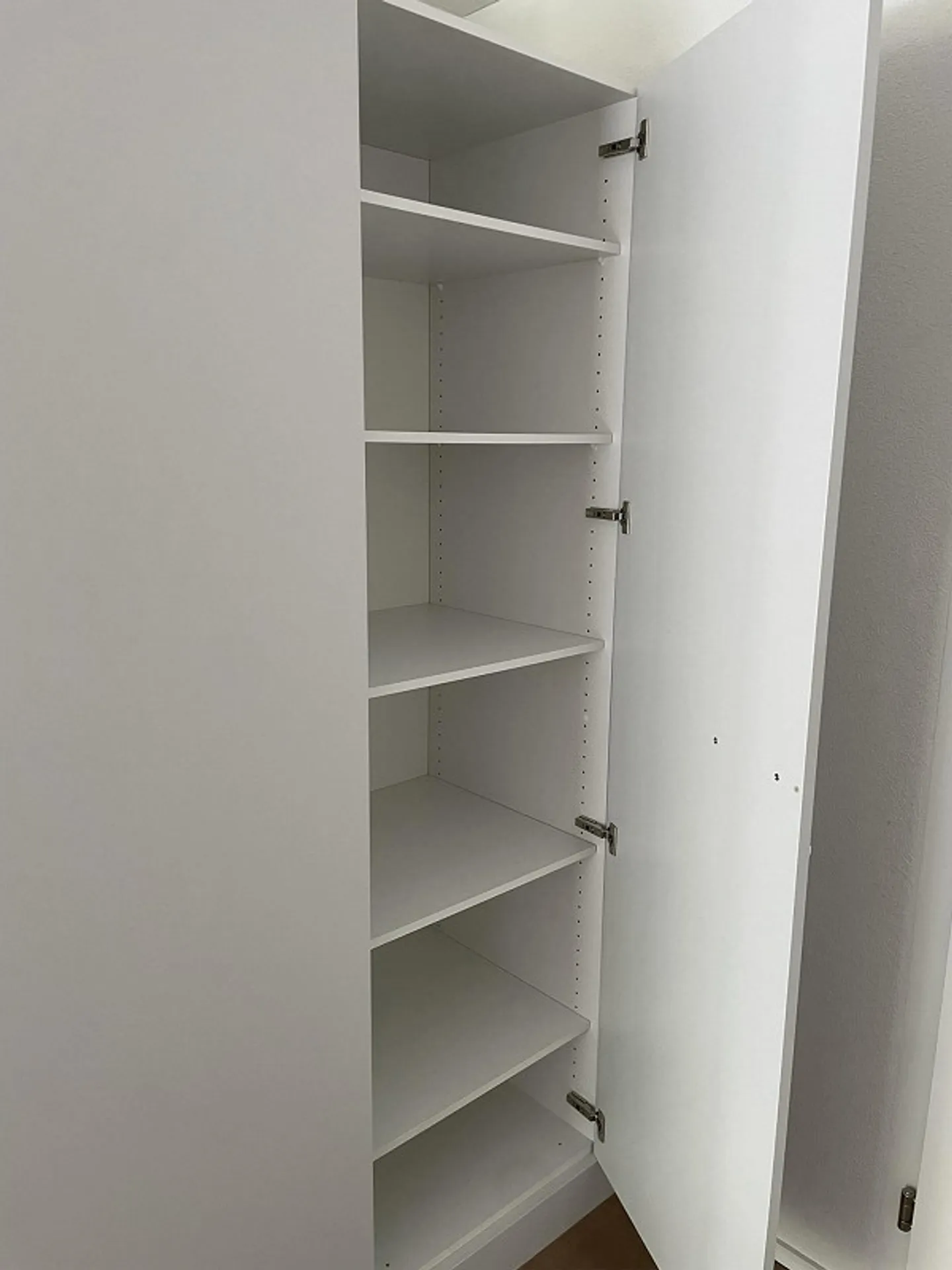 Appartement 2.5 pièces ensoleillé avec terrasse de 42 m² - Photo 14 sur 17