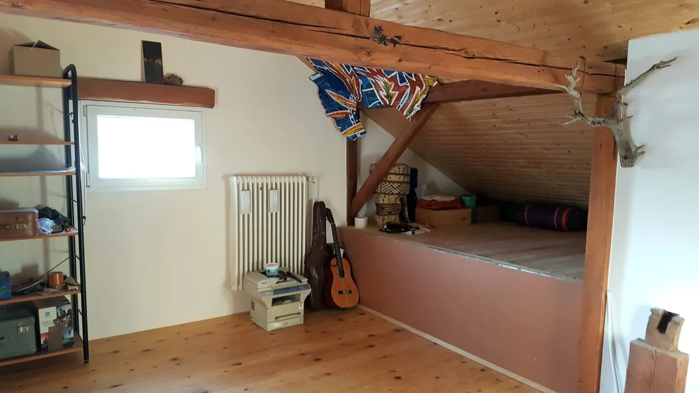 Belle maison rénovée et inhabituelle de 237 m2, avec beaucoup de charme ! - Photo 16 sur 19