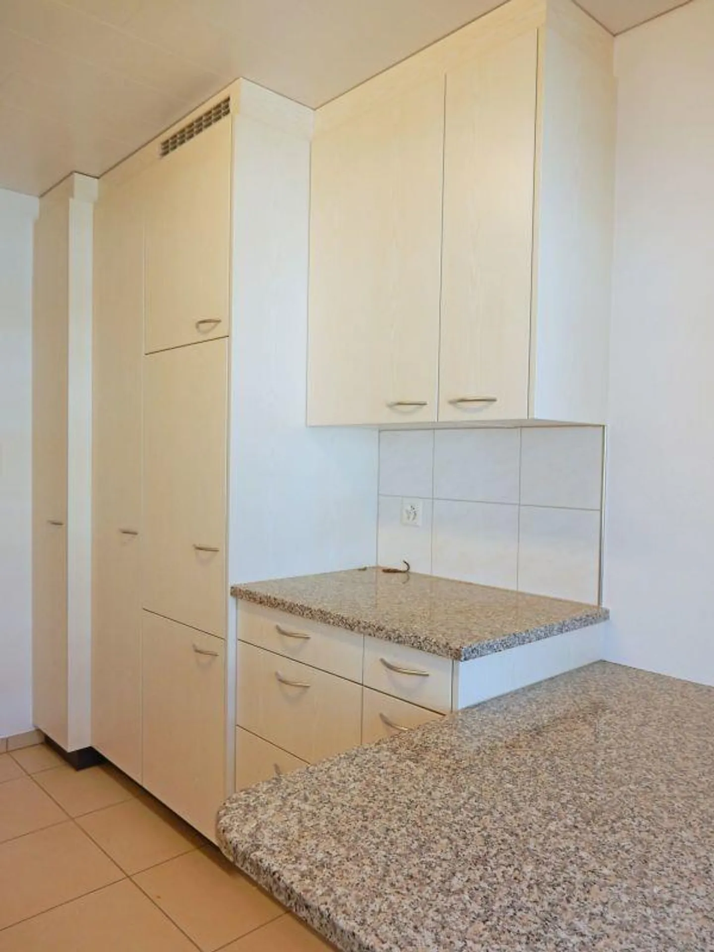 Charmante Wohnung in Gossau - Foto 3 von 9