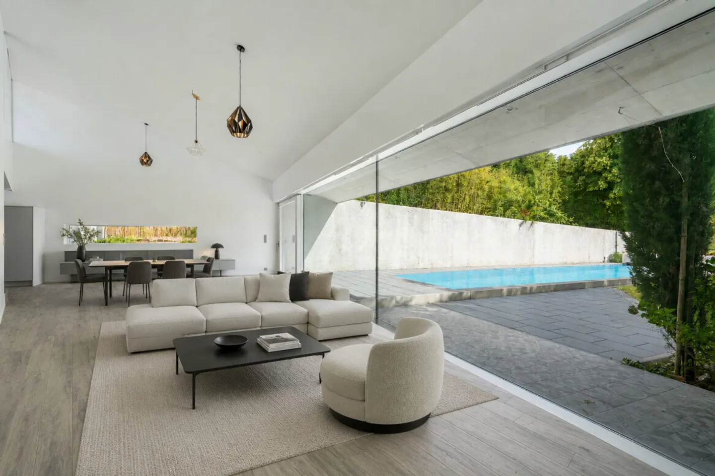 Villa contemporaine avec piscine - Photo 4 sur 13