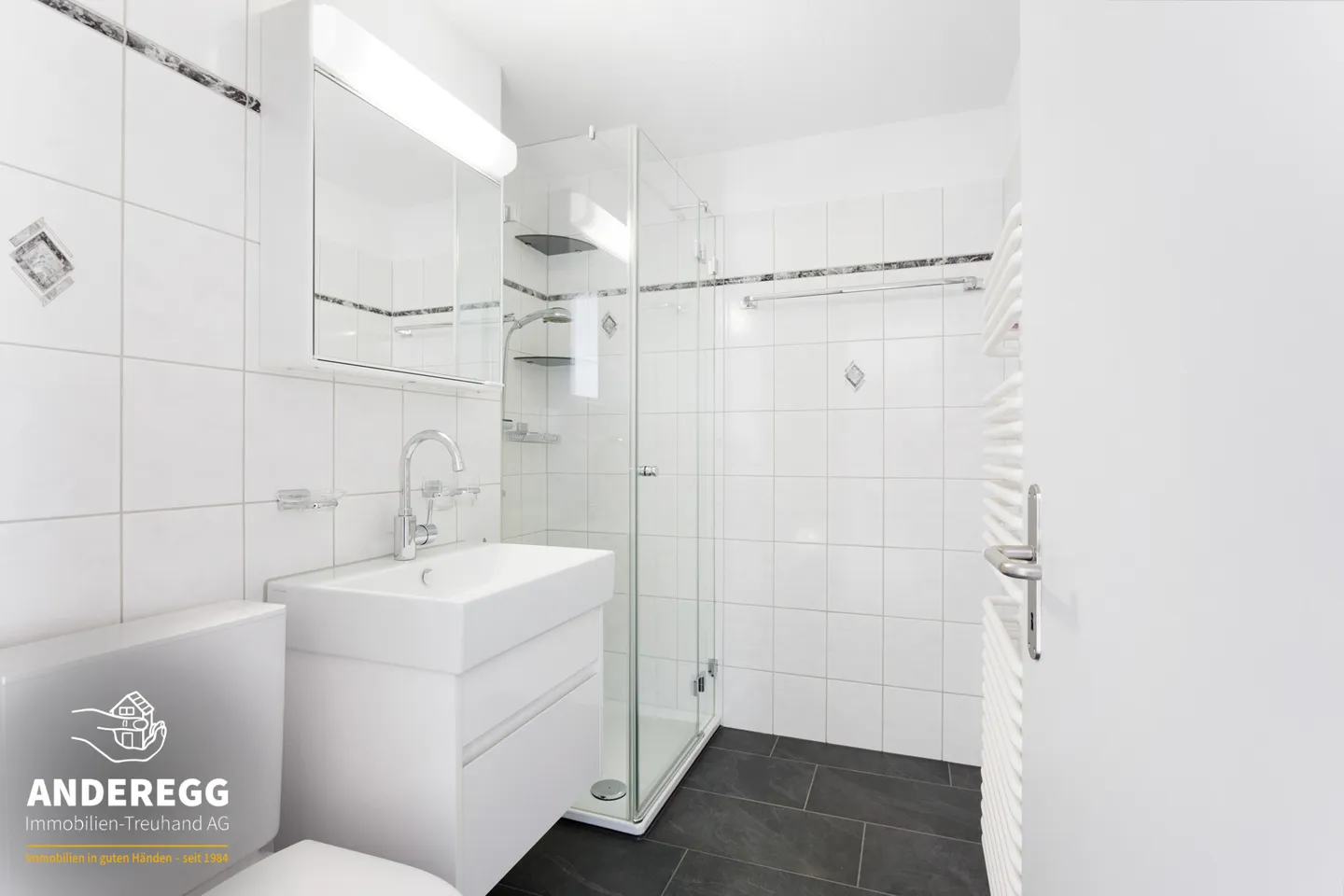 Schöne 5.5 Zi.-Dachmaisonette-Wohnung im 3. OG mit Keller und Tiefgaragenplatz - Foto 7 von 14