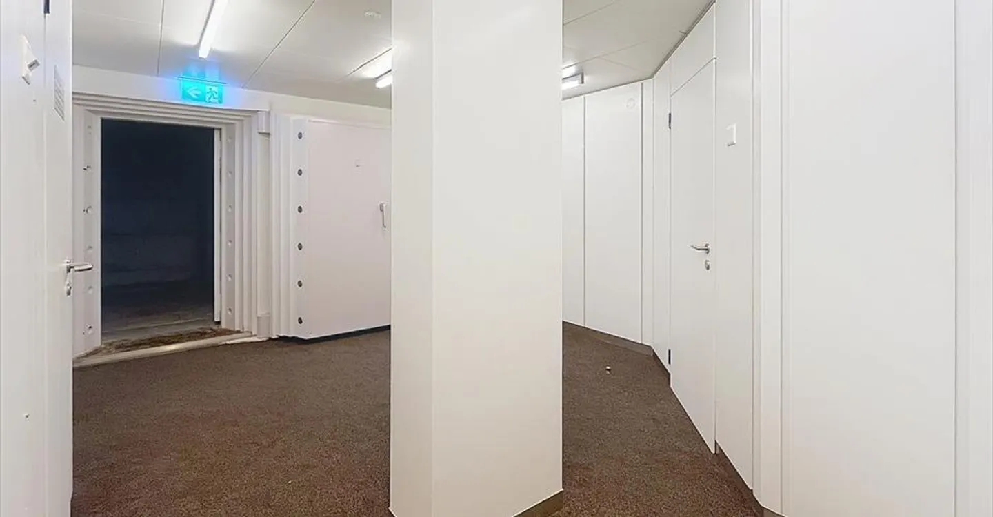 Magasin à louer - Photo 1 sur 12