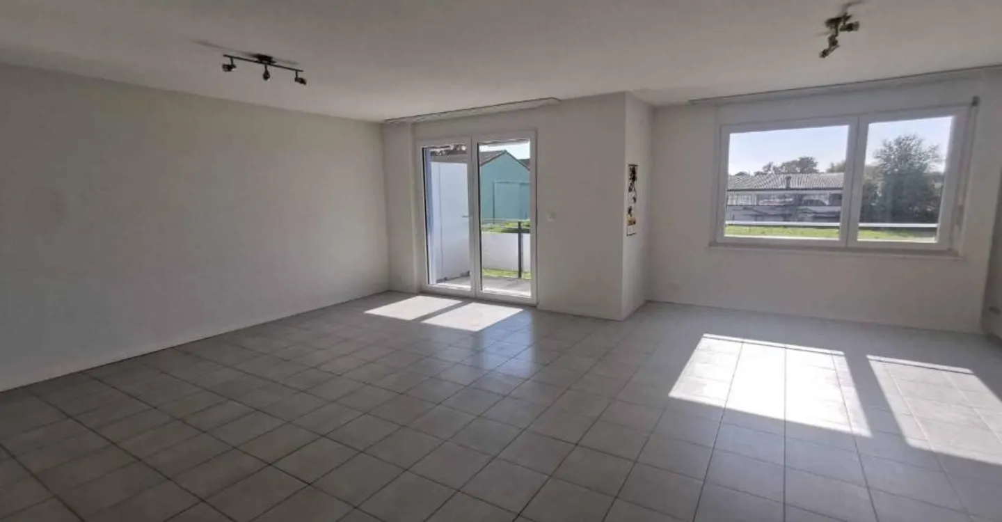 Superbo appartamento di 3,5 locali con balcone, accanto alla stazione CFF, venduto affittato - Foto 5 di 8