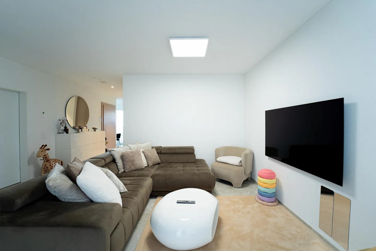 Elegant 5.5-Room Apartment - Photo 8 of 19