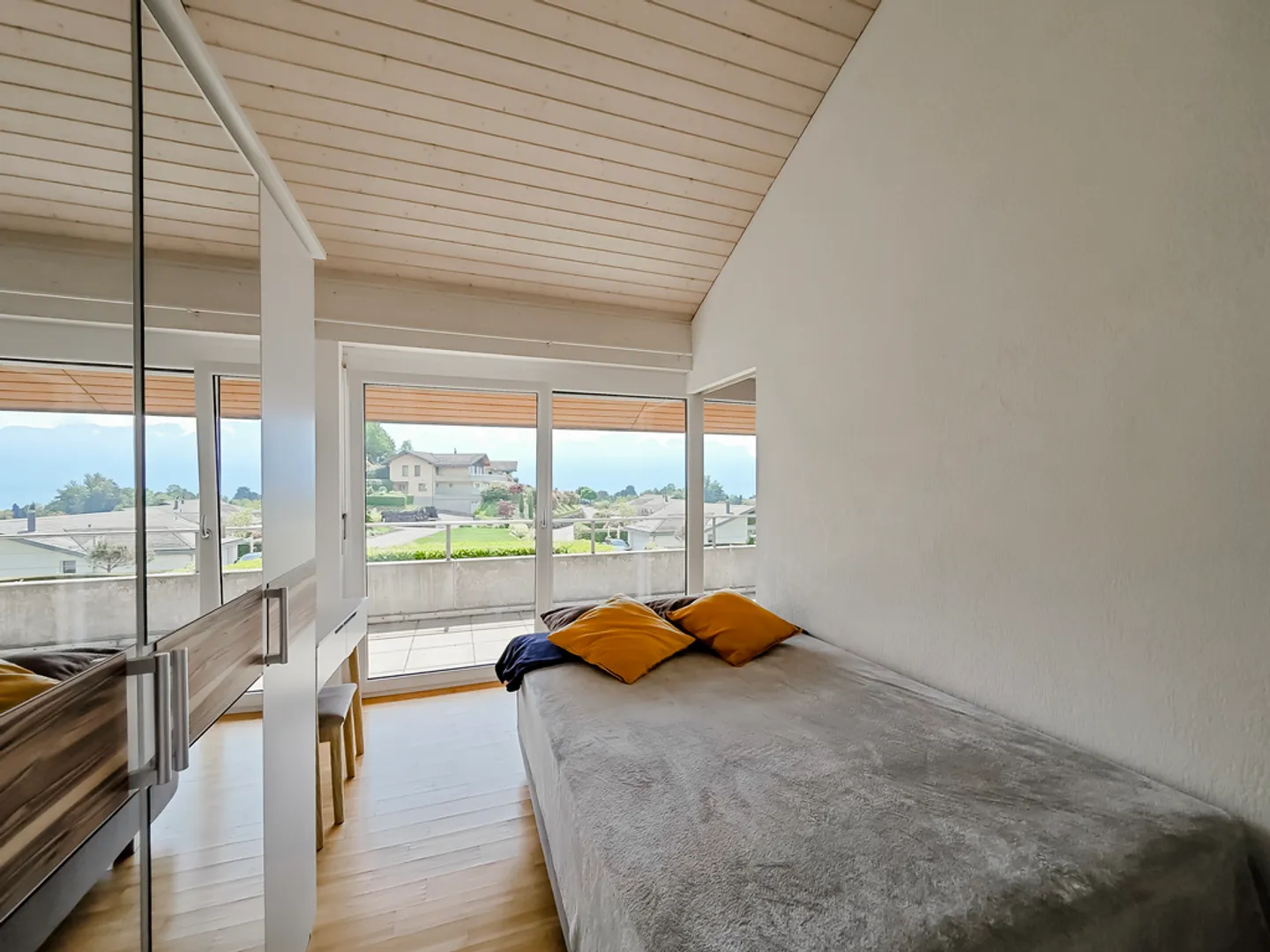 Maison avec 6,5 pièces et vue sur le lac et les montagnes - Photo 8 sur 10