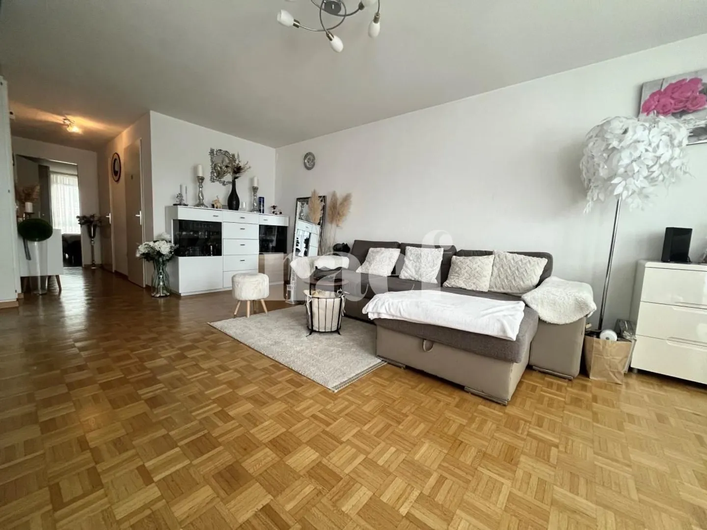 In un bellissimo quartiere - Foto 2 di 8