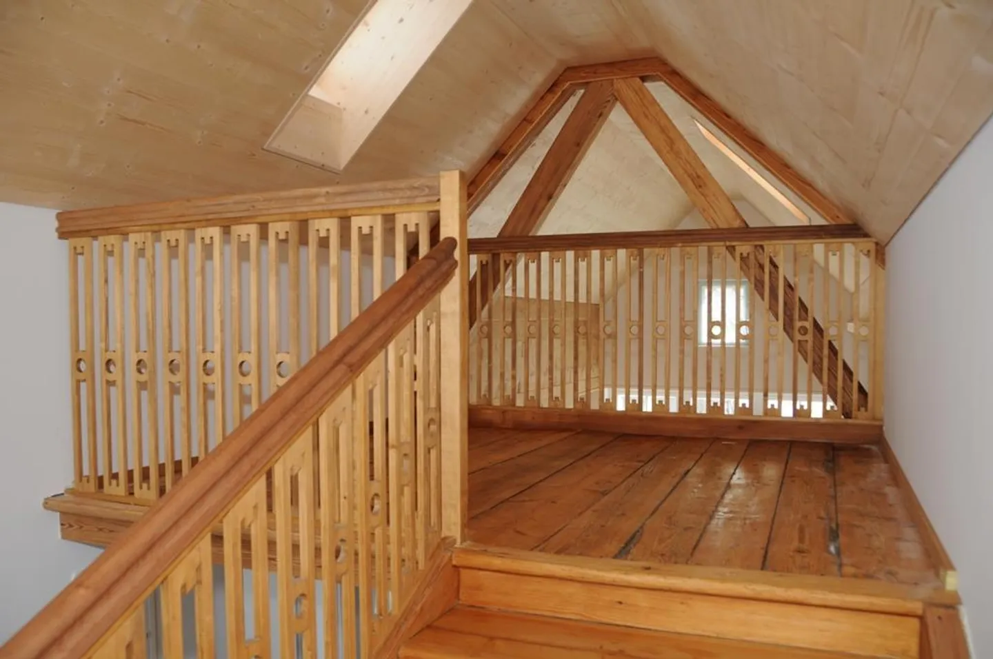 Appartamento 2,5 locali con grande terrazza sul tetto - Foto 5 di 9