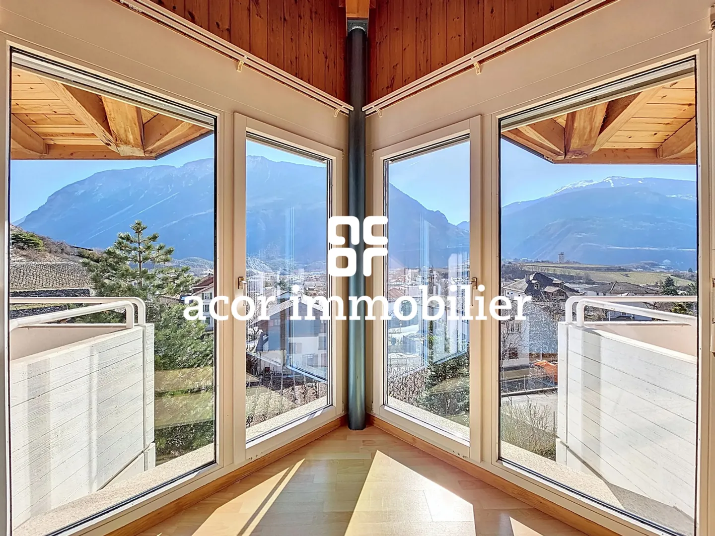Unabhängige Villa mit Panoramablick in Sierre - Foto 6 von 7