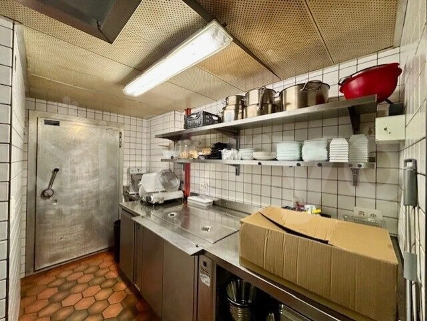 Vendlincourt, restaurant for rent - Photo 7 of 11