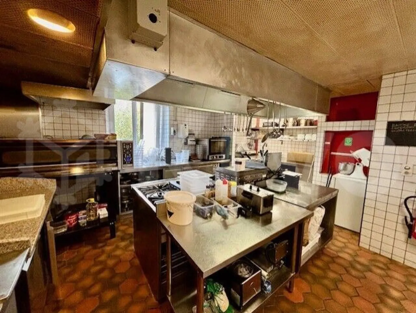 Vendlincourt, restaurant for rent - Photo 8 of 11