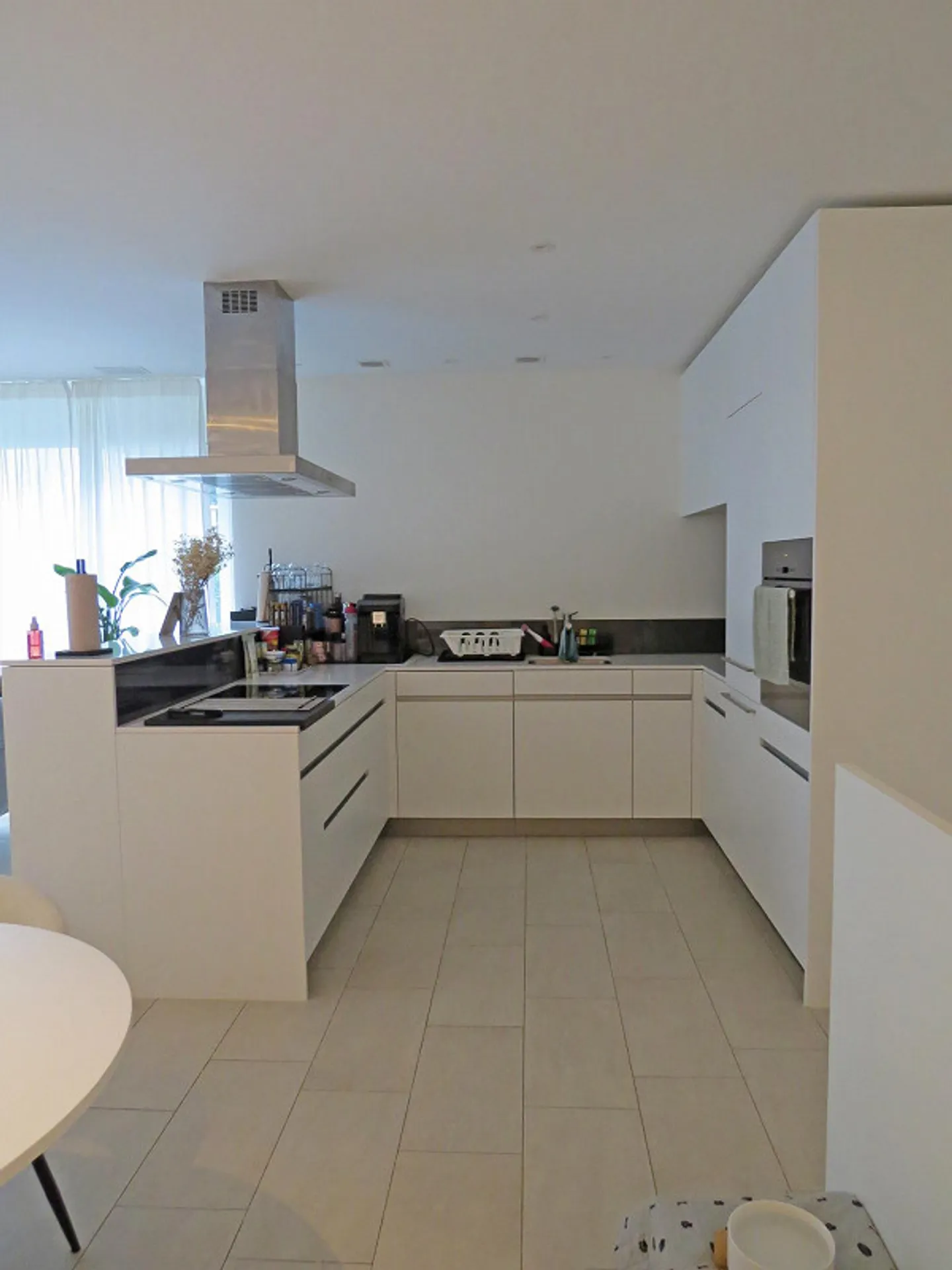 Appartement de jardin moderne et spacieux de 3½ pièces - Photo 2 sur 16