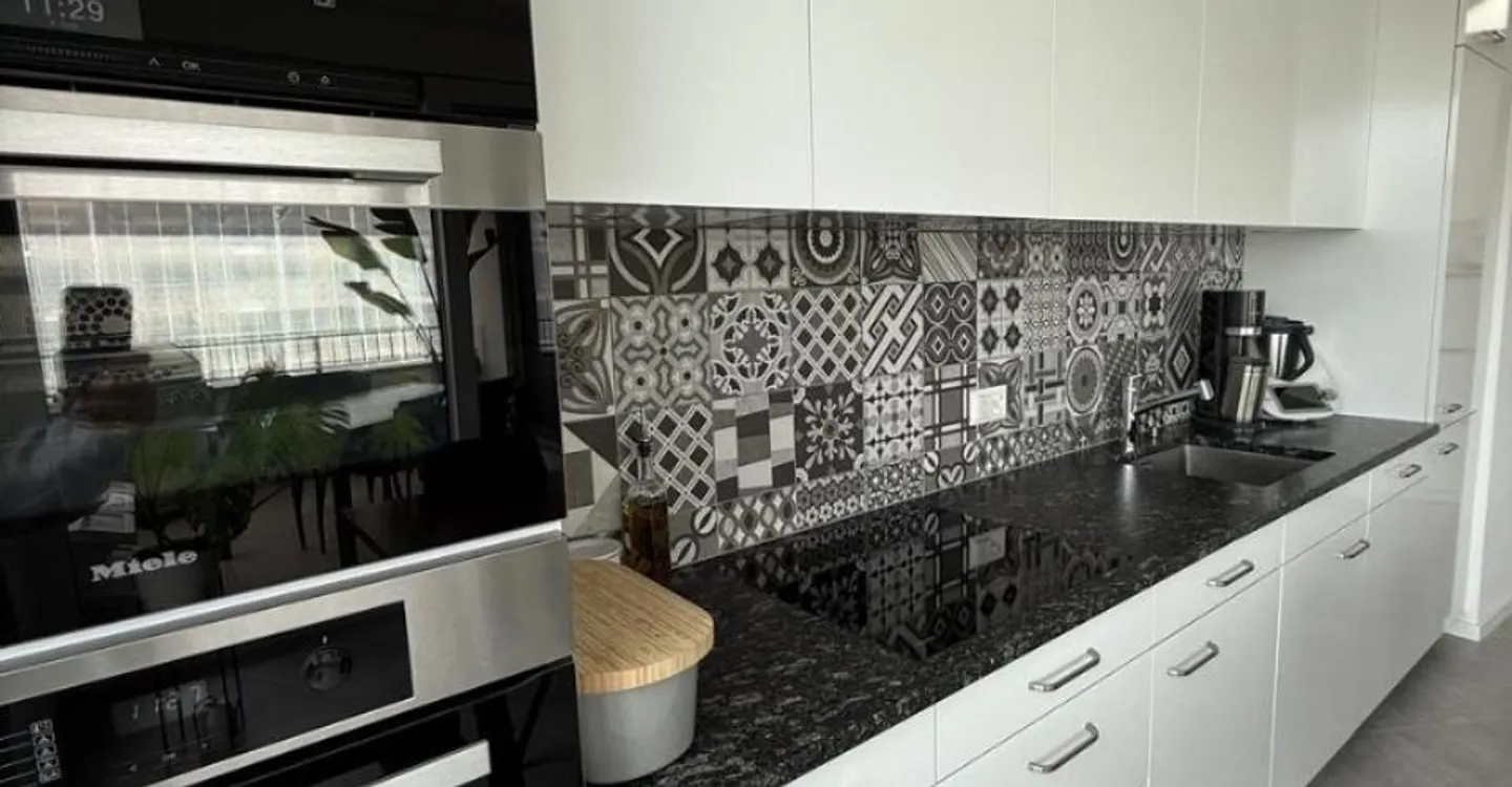 ATTICO SPAZIOSO DI 3½ STANZE - Foto 7 di 11