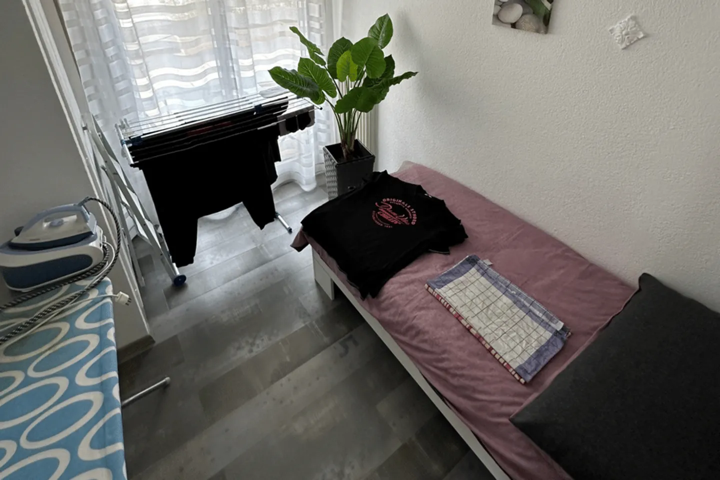 Viager - Opportunité d'investissement avec cet appartement avec terrasse à Ardon - Photo 6 sur 8