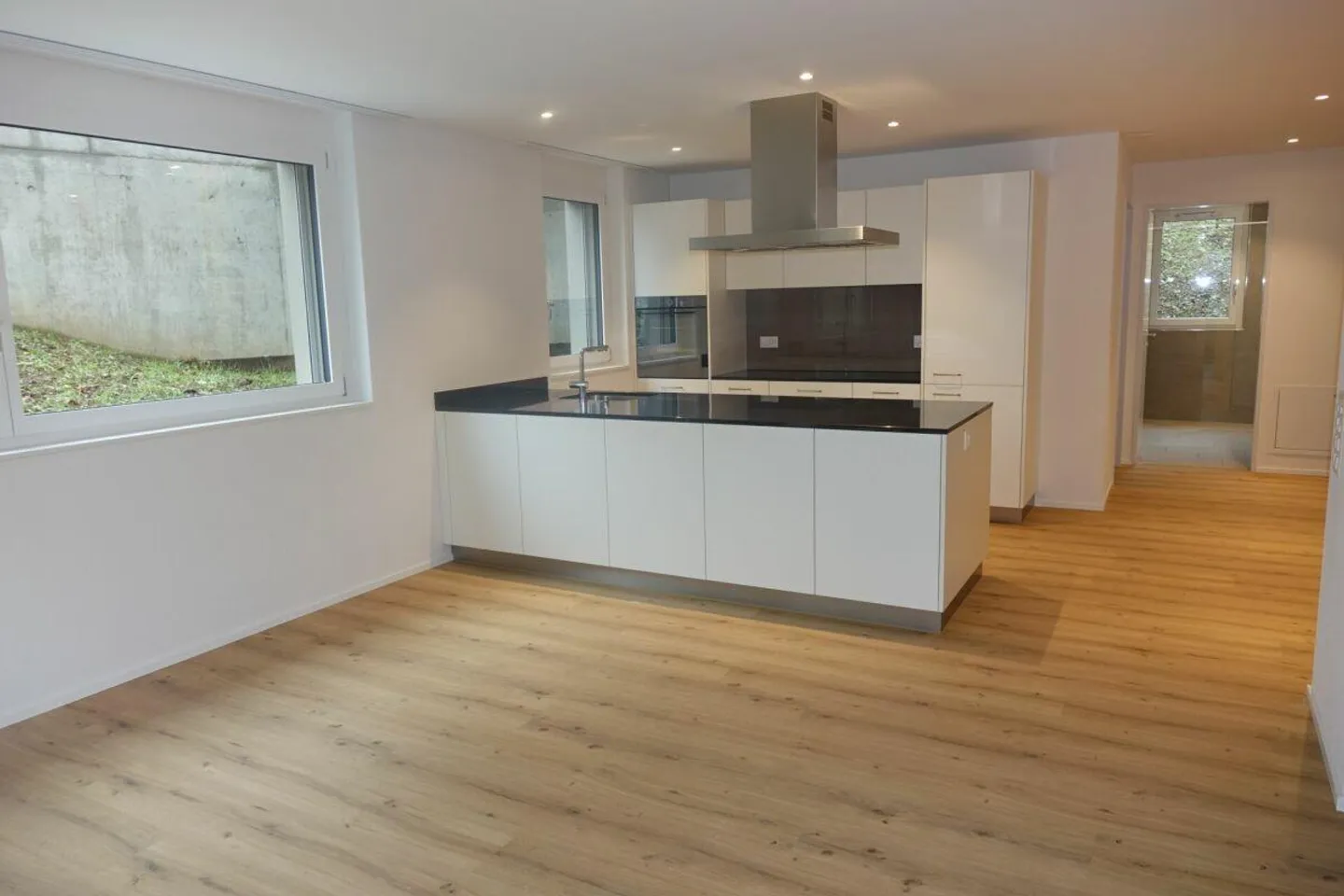 Luminoso e moderno appartamento di 3.5 locali in una posizione privilegiata - Foto 1 di 7