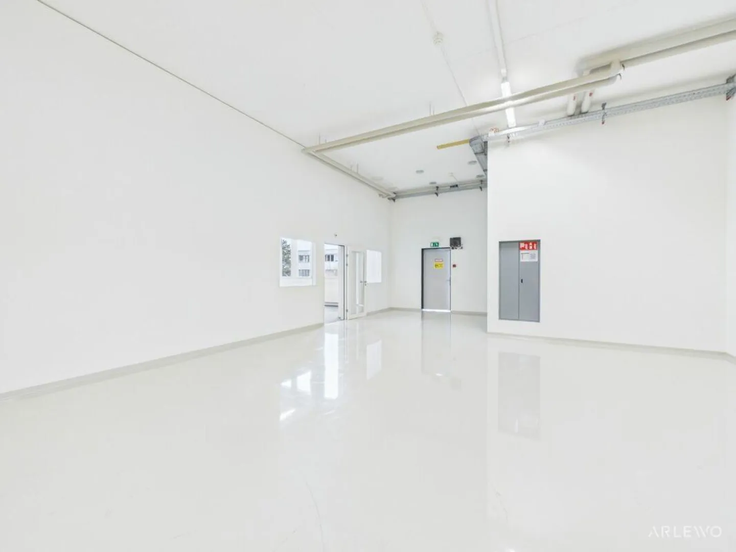 Spazio commerciale spazioso per uso di laboratorio e produzione - Foto 3 di 21