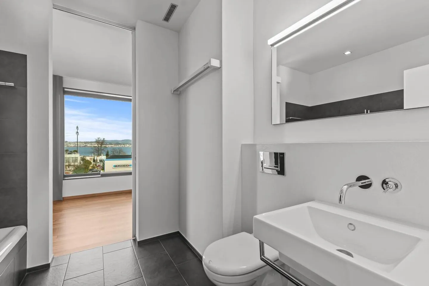 The Great Elegance - with Lake View! - Photo 25 of 27