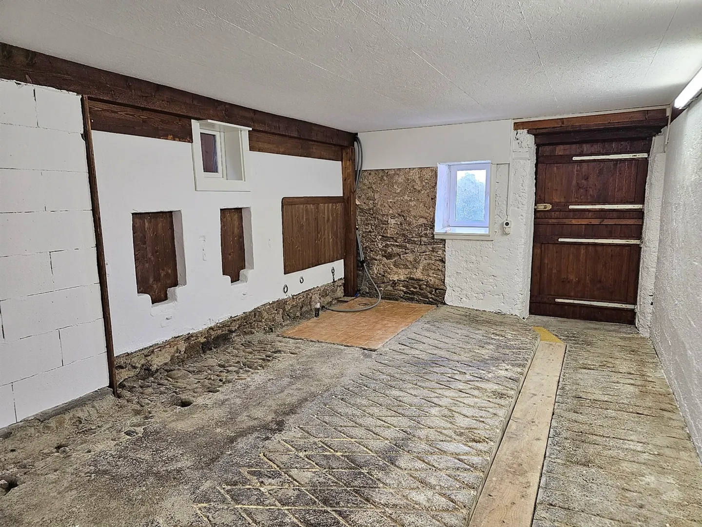 Belle maison rénovée et inhabituelle de 237 m2, avec beaucoup de charme ! - Photo 18 sur 19